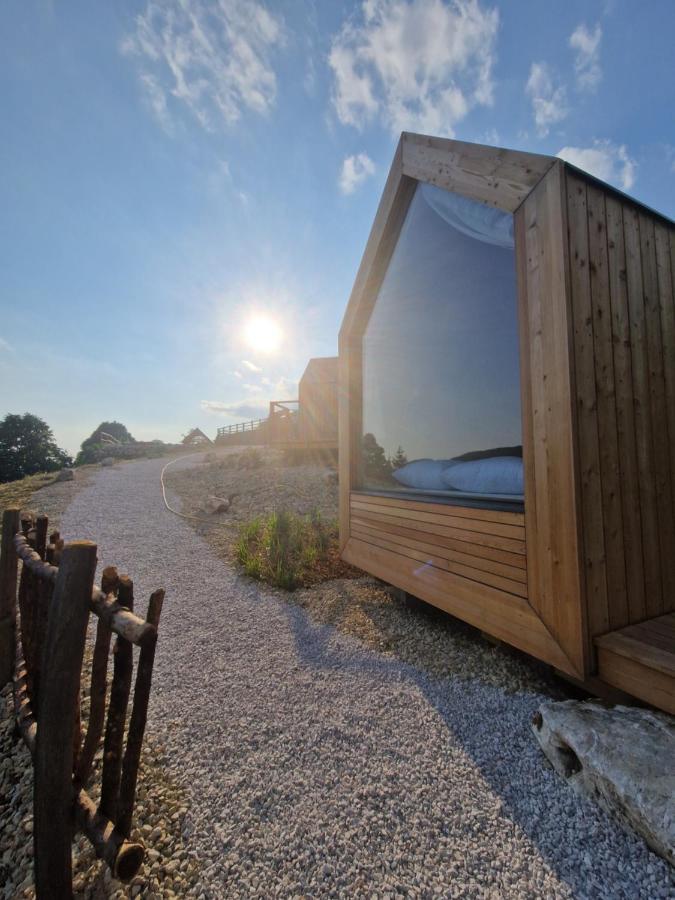 Hotel Golife Center Glamping Laze v Tuhinju Exterior foto