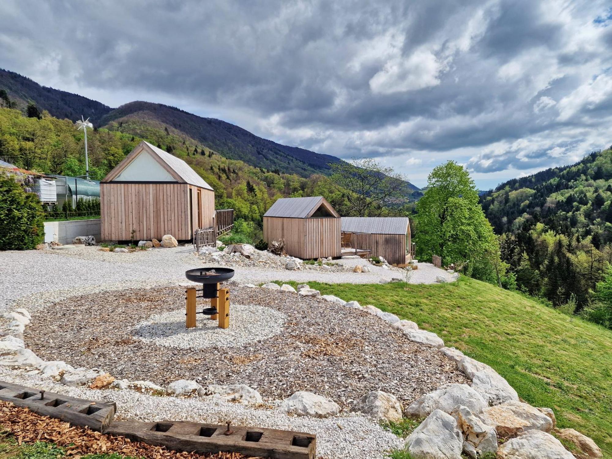 Hotel Golife Center Glamping Laze v Tuhinju Exterior foto
